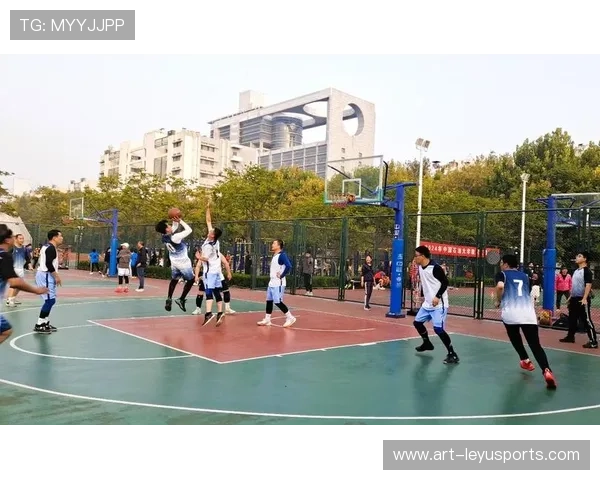 世界篮球学院在教学中开展体育商业、赛事运营与品牌营销实务训练